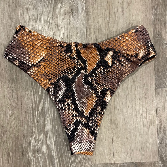 High Waisted Snake Skin Bikini Bottoms - Picture 2 of 2